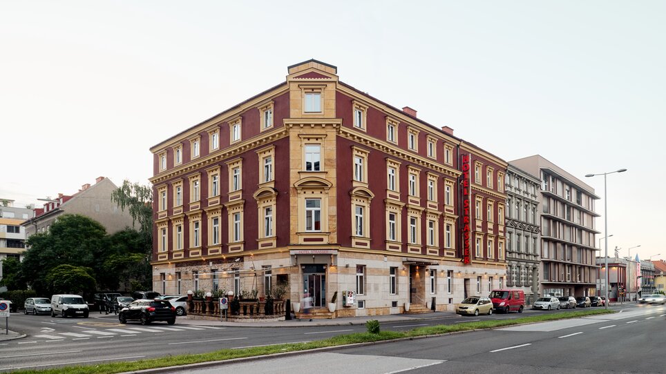 Außenansicht des Ekono by Leva Hotel Strasser in Graz. | © EKONO by Leva Hotel Strasser