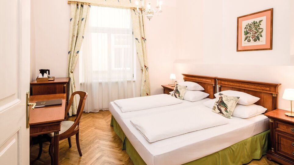 Palais-Hotel Erzherzog Johann Room Klassik | © Robert Illemann
